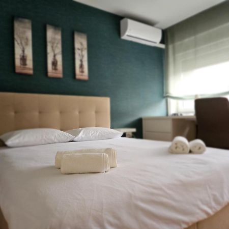Comfort Rooms Remiza - Free Private Parking - Self Check-In ซาเกร็บ ภายนอก รูปภาพ