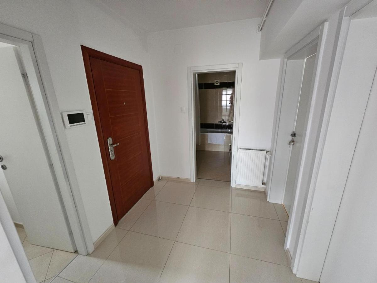 Comfort Rooms Remiza - Free Private Parking - Self Check-In ซาเกร็บ ภายนอก รูปภาพ