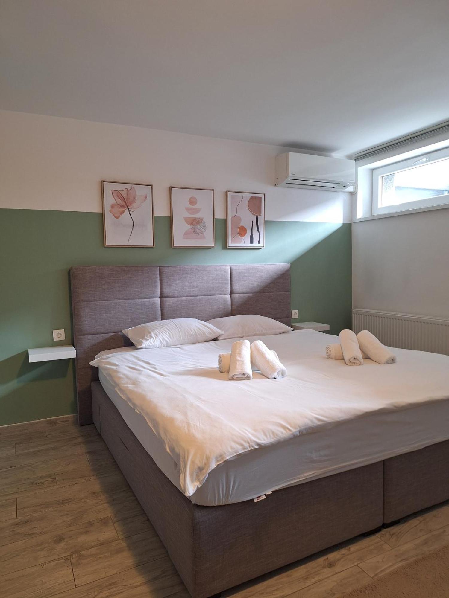 Comfort Rooms Remiza - Free Private Parking - Self Check-In ซาเกร็บ ภายนอก รูปภาพ
